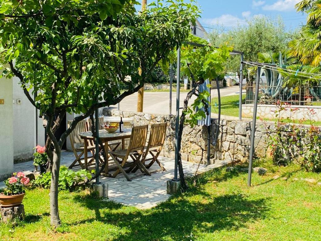 Apartmani Ana Borovac Funtana Exteriér fotografie